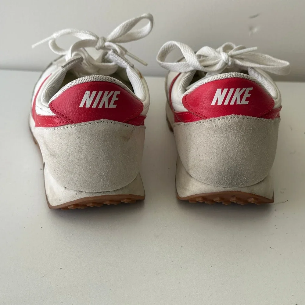 Nike Waffle Trainer 2 Retro Running‎ Shoes White Red Suede Mens Size 7 Womens